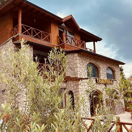 Aparthotel Tas Konak *