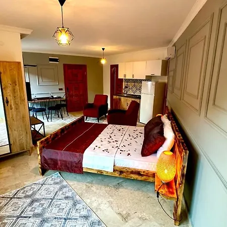 Ξενοδοχείο με διαμερίσματα Tas Konak 3*