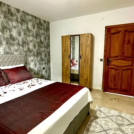 Tas Konak Hacisekililer