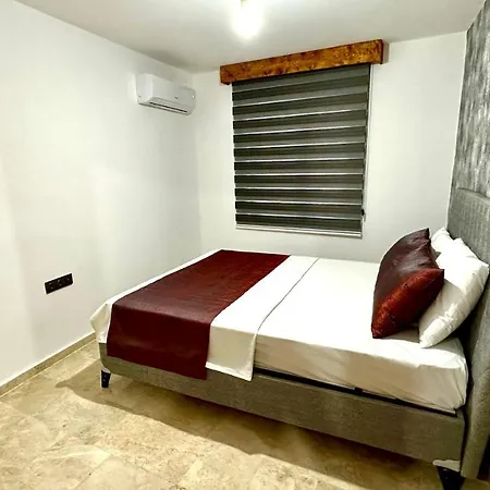 Aparthotel Tas Konak *
