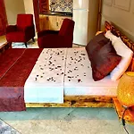 Apart Otel Tas Konak 3*
